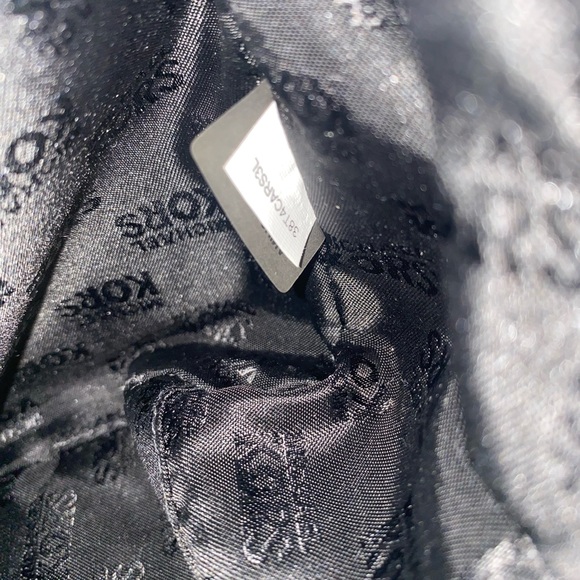 Authentic Michael Kors handbag - Picture 9 of 11